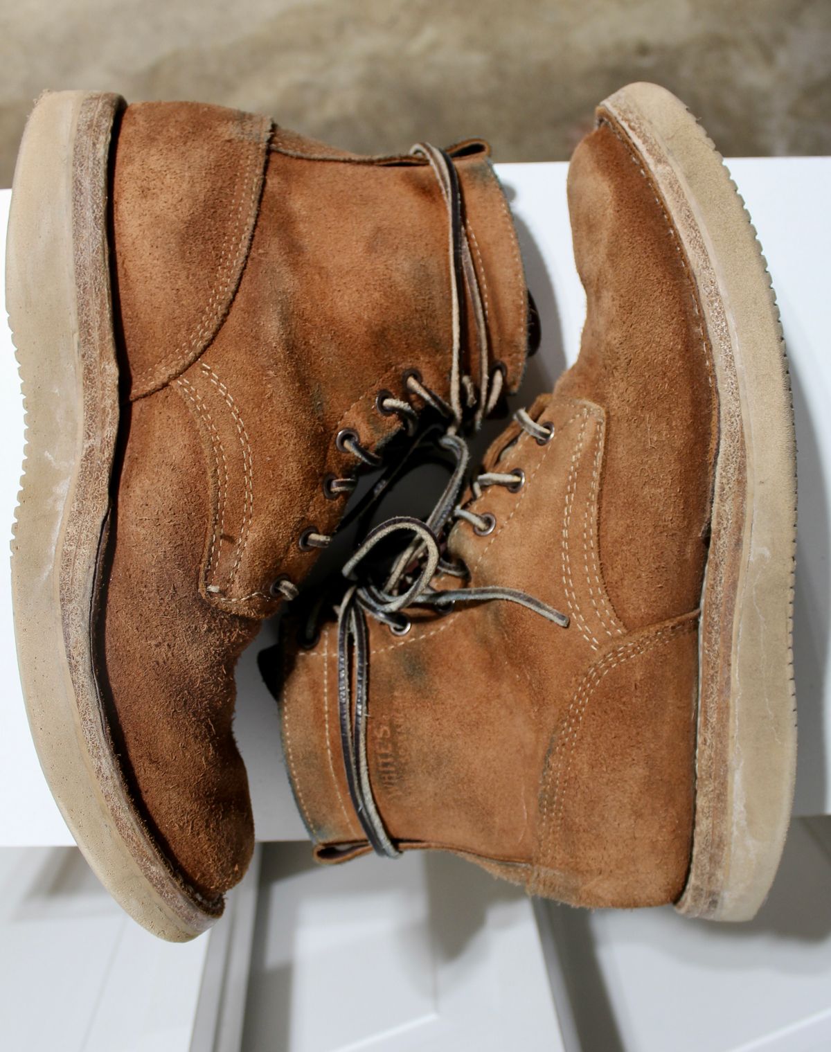 Photo by thecondemnedsole on January 1, 2001 of the White's C350-CS in Seidel Red Dog Oil Tan Roughout.