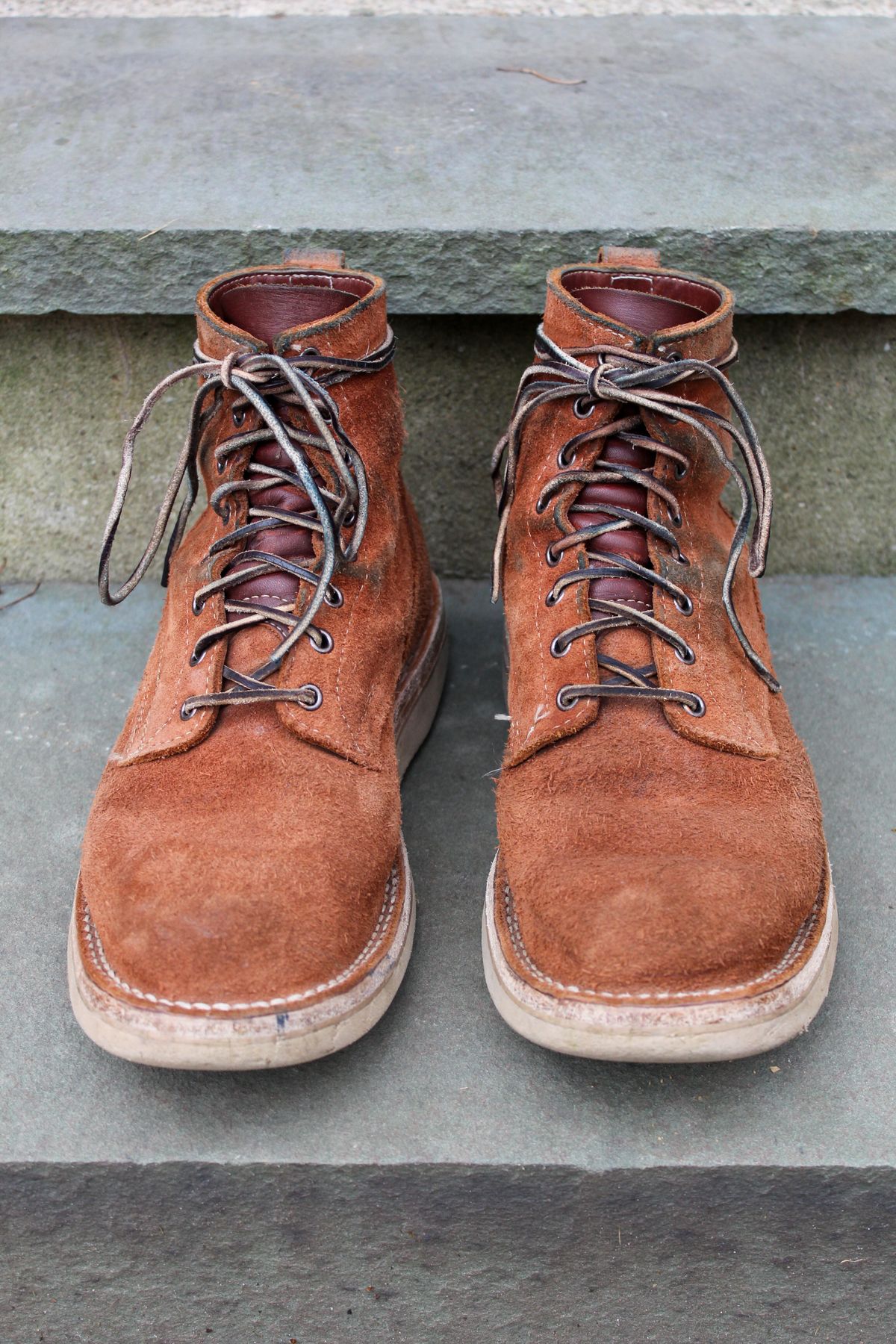 Photo by thecondemnedsole on January 1, 2001 of the White's C350-CS in Seidel Red Dog Oil Tan Roughout.