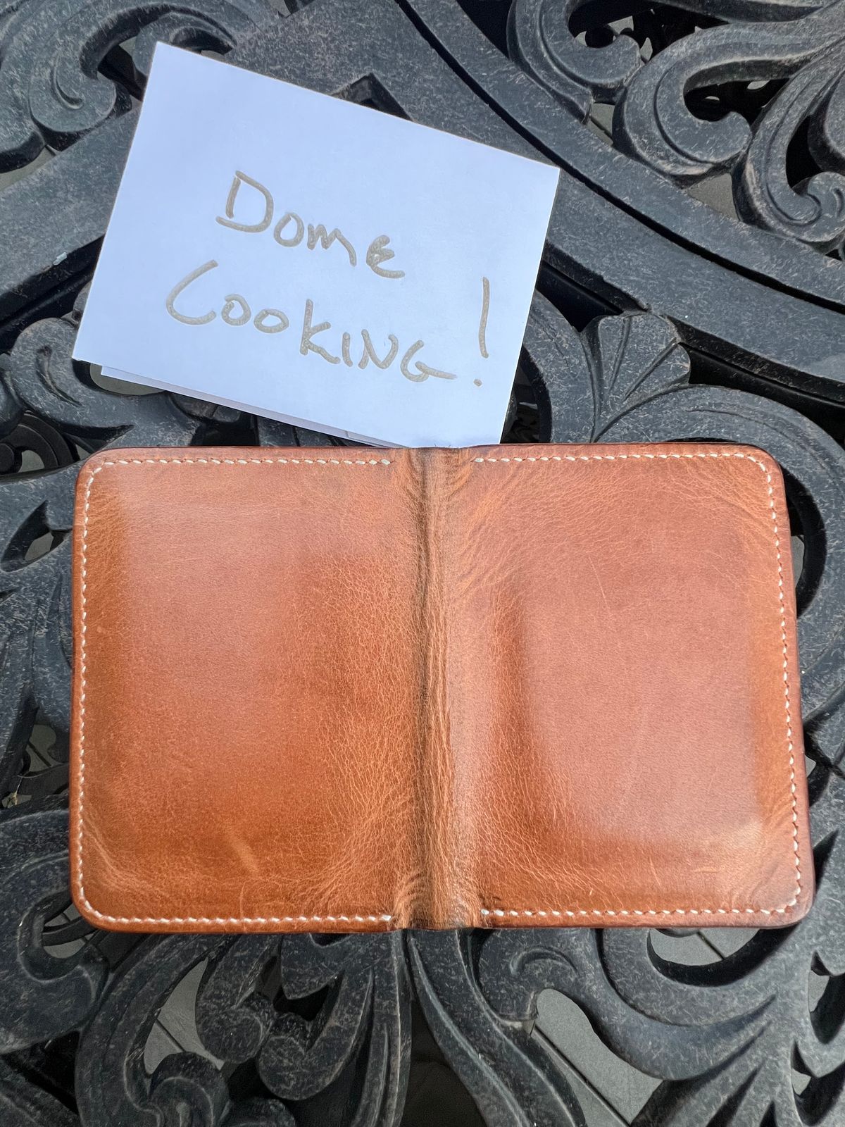 Photo by spiritualized50 on November 3, 2025 of the JHM Wood And Leather Crafts Vertical Wallet in Horween Natural Dublin.