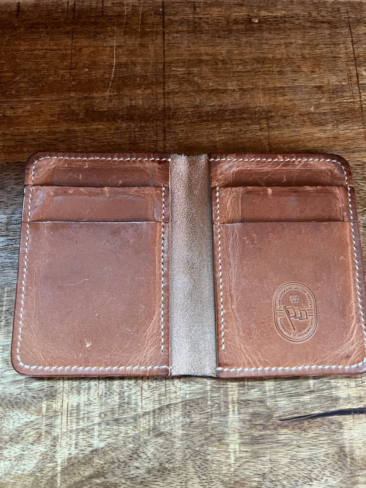 Photo by spiritualized50 on December 4, 2025 of the JHM Wood And Leather Crafts Vertical Wallet in Horween Natural Dublin.