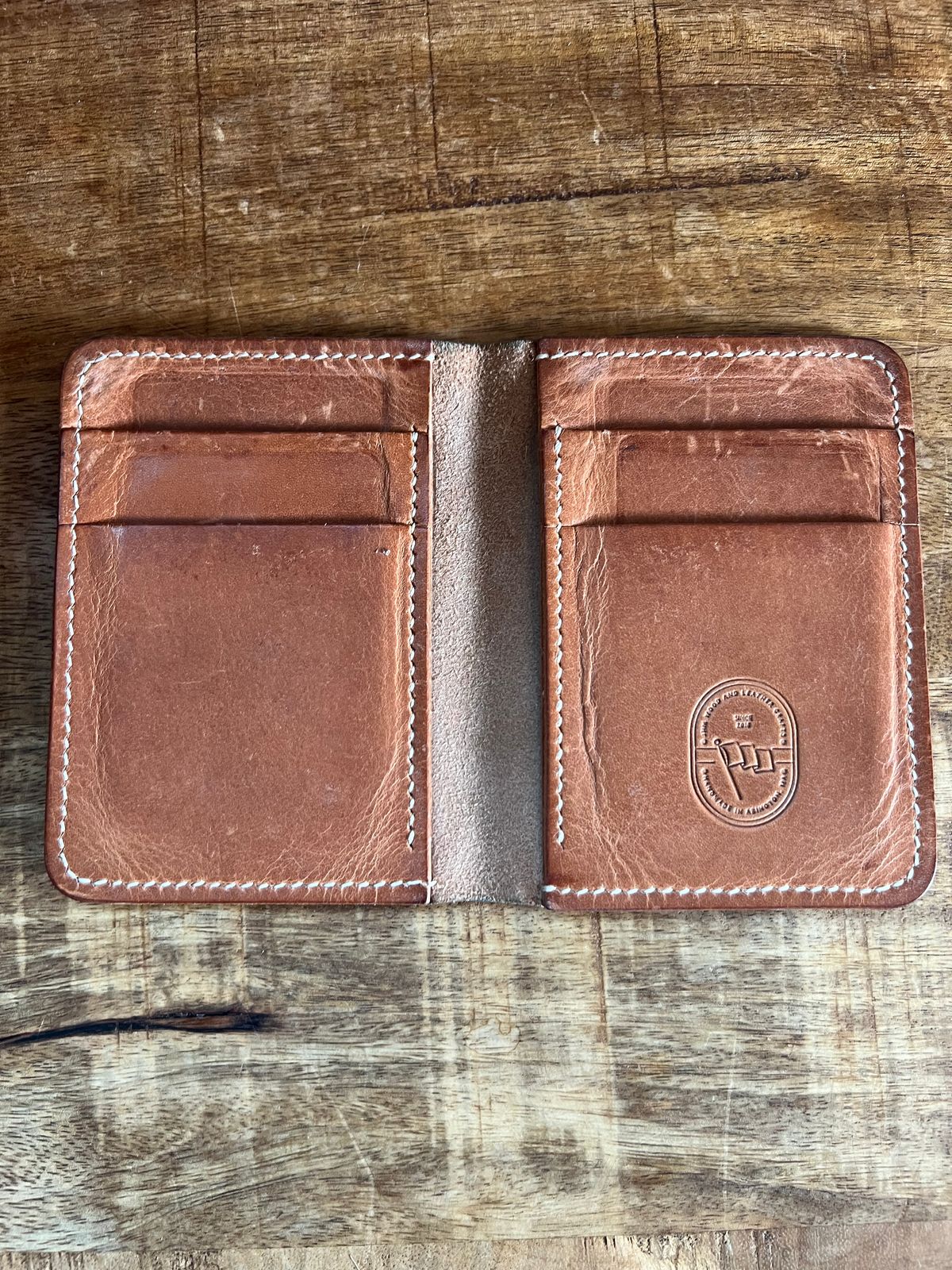 Photo by spiritualized50 on January 3, 2026 of the JHM Wood And Leather Crafts Vertical Wallet in Horween Natural Dublin.