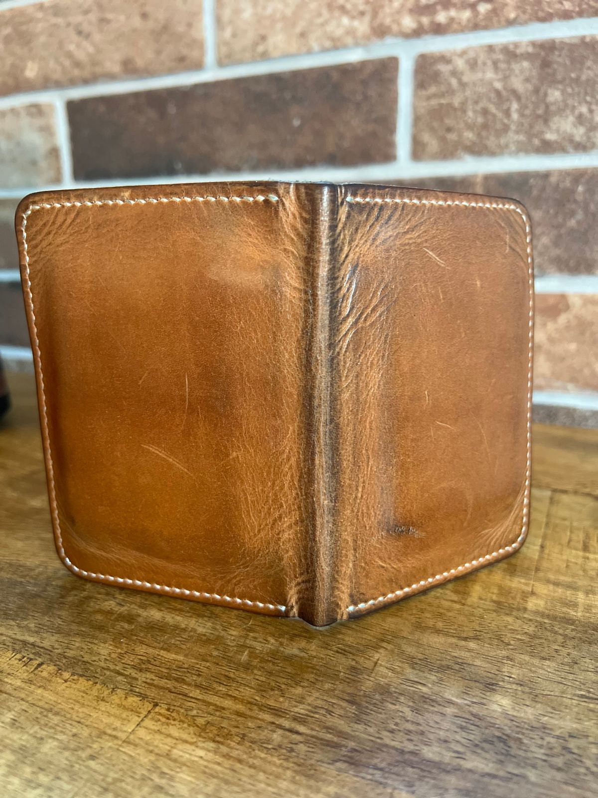 Photo by spiritualized50 on April 5, 2026 of the JHM Wood And Leather Crafts Vertical Wallet in Horween Natural Dublin.