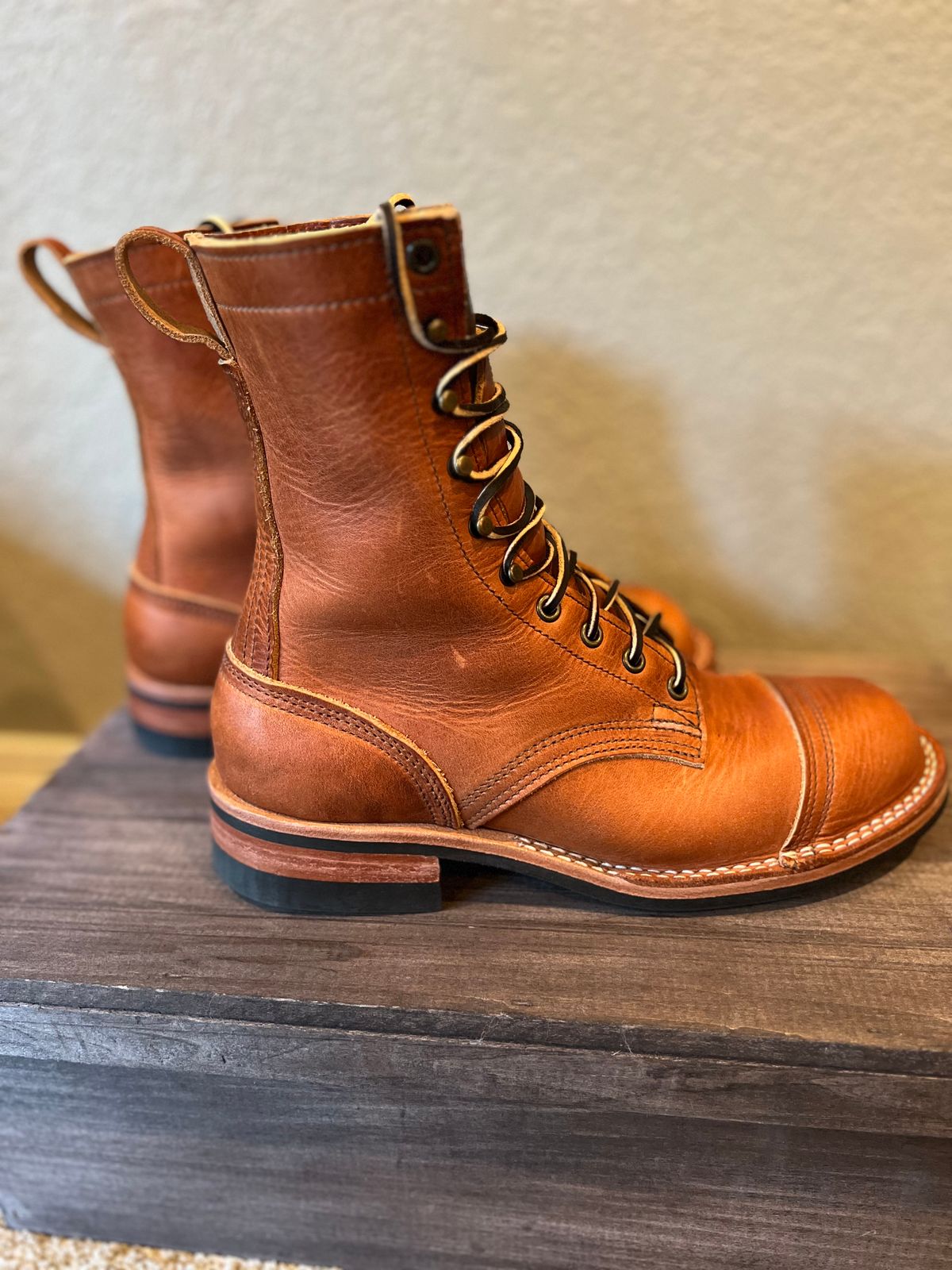 Photo by spiritualized50 on October 1, 2025 of the Nicks DomePro in Horween English Tan Dublin.