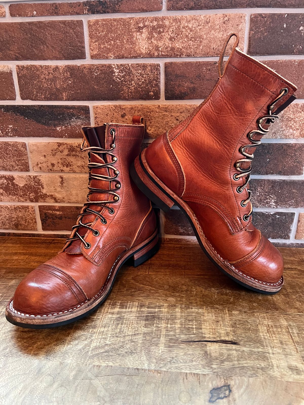 Photo by spiritualized50 on December 4, 2025 of the Nicks DomePro in Horween English Tan Dublin.