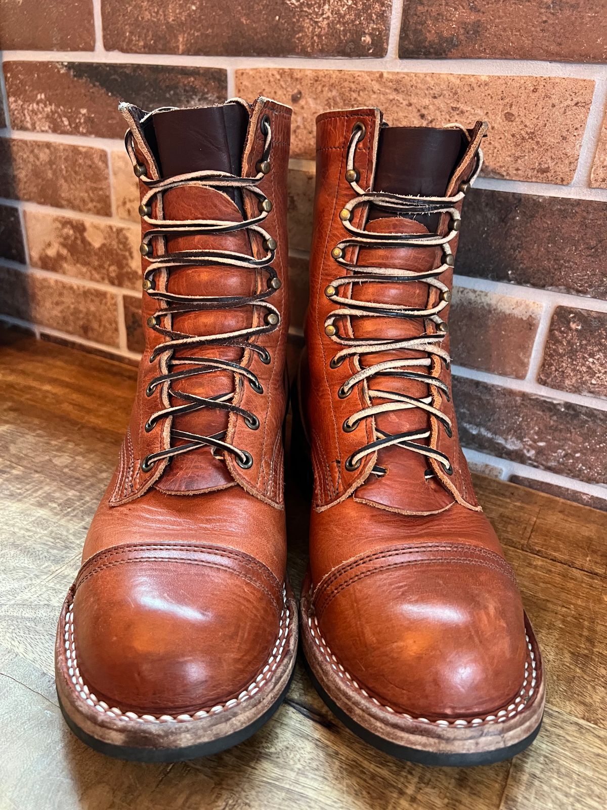 Photo by spiritualized50 on December 4, 2025 of the Nicks DomePro in Horween English Tan Dublin.