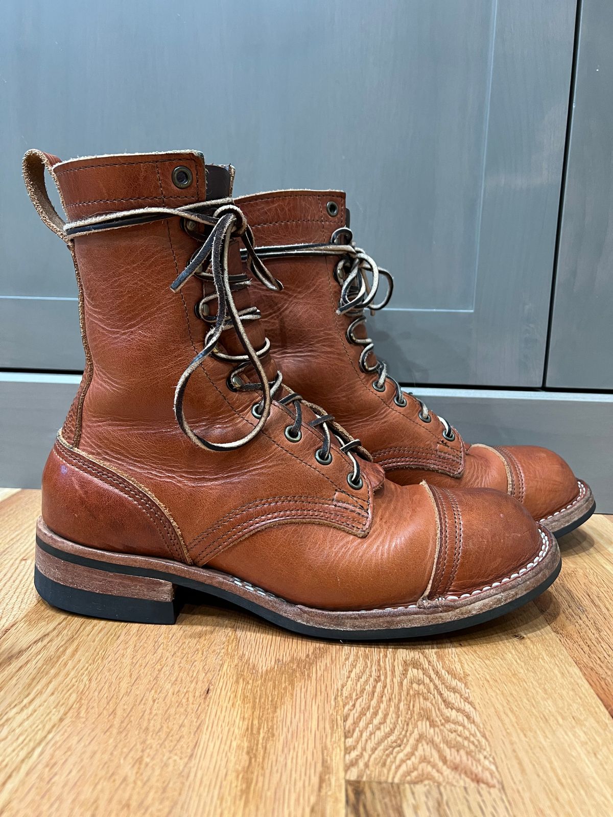 Photo by spiritualized50 on February 5, 2026 of the Nicks DomePro in Horween English Tan Dublin.