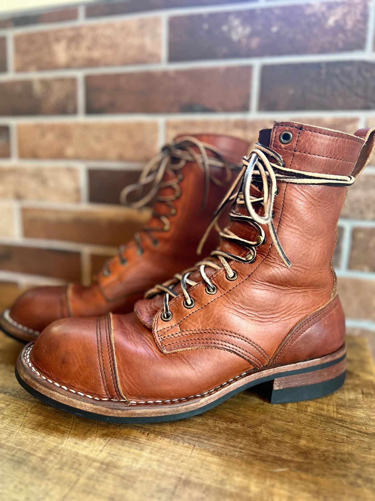 Photo by spiritualized50 on April 5, 2026 of the Nicks DomePro in Horween English Tan Dublin.