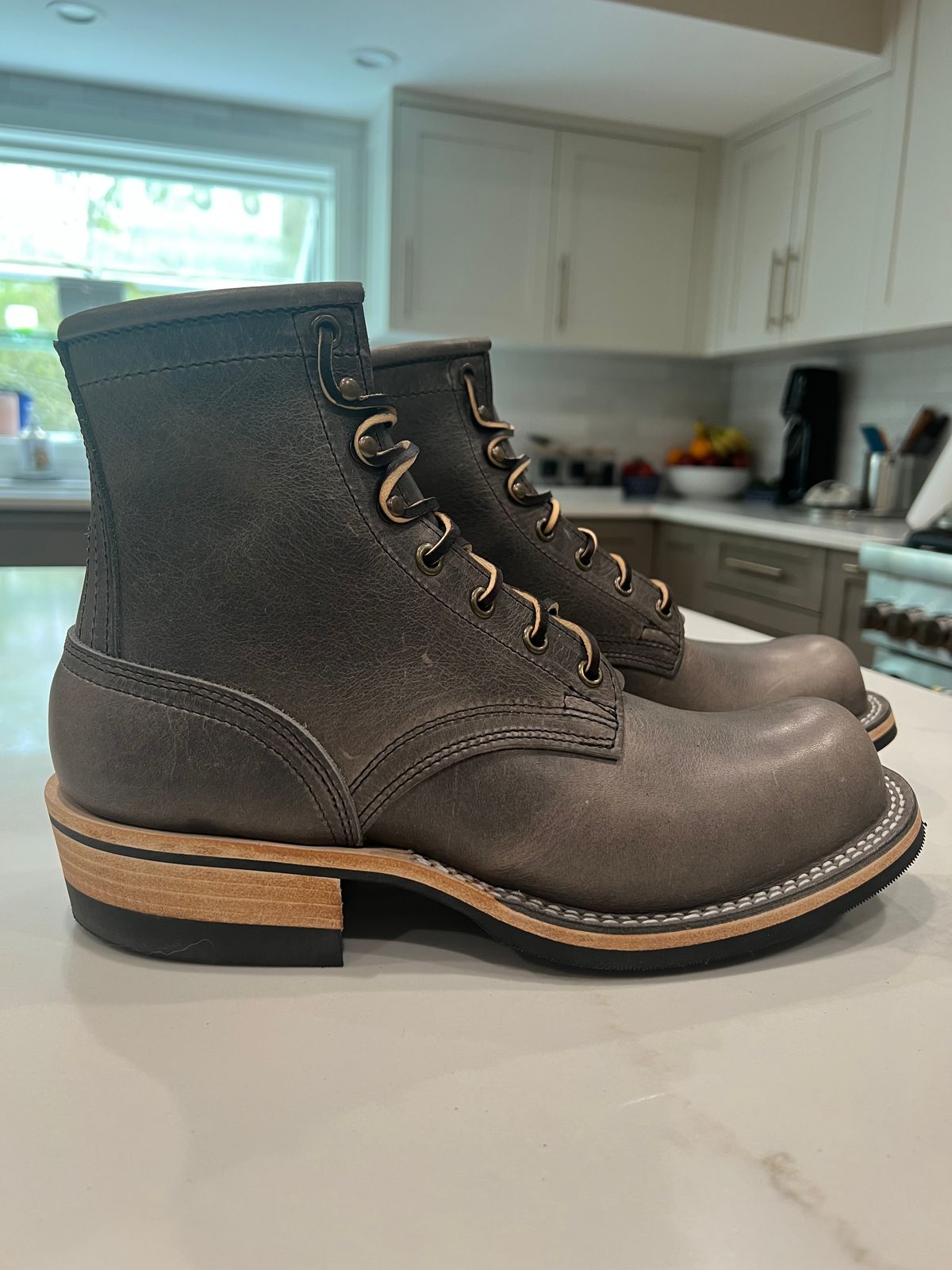 Photo by spiritualized50 on April 27, 2026 of the Nicks MTO in Cypress Light Grey.