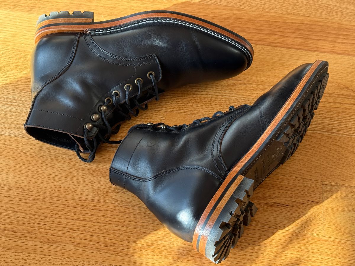 Photo by SYNTHESIZER on February 3, 2025 of the Parkhurst The Allen in Black Veg Tan Teacore.