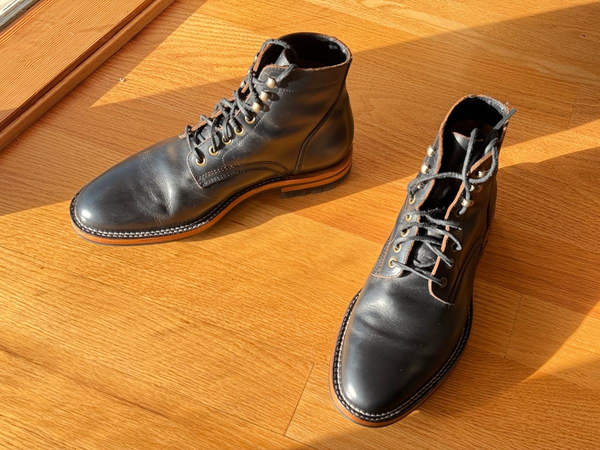 Photo by SYNTHESIZER on February 3, 2025 of the Parkhurst The Allen in Black Veg Tan Teacore.