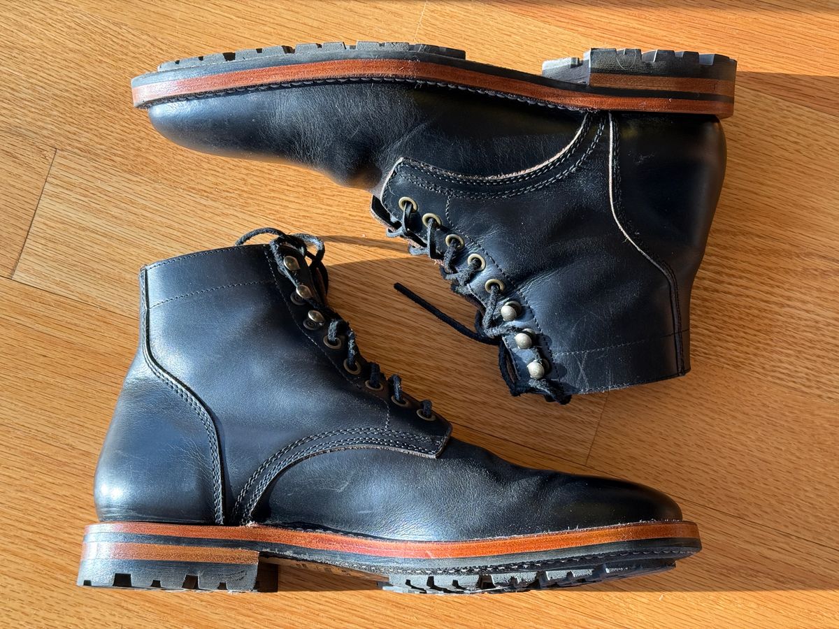 Photo by SYNTHESIZER on March 10, 2025 of the Parkhurst The Allen in Black Veg Tan Teacore.