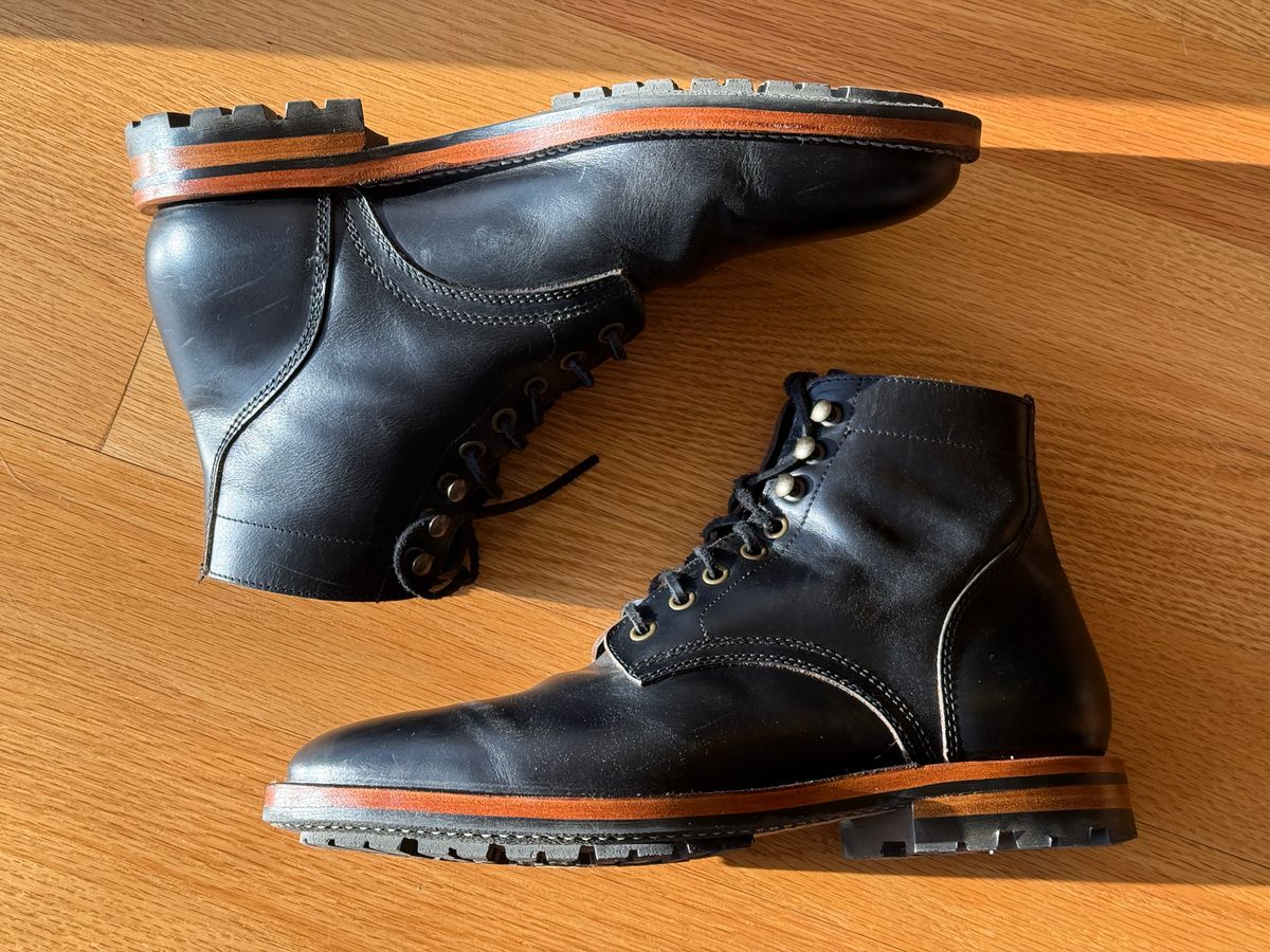 Photo by SYNTHESIZER on March 10, 2025 of the Parkhurst The Allen in Black Veg Tan Teacore.