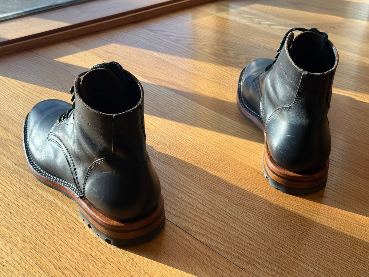 Photo by SYNTHESIZER on March 10, 2025 of the Parkhurst The Allen in Black Veg Tan Teacore.