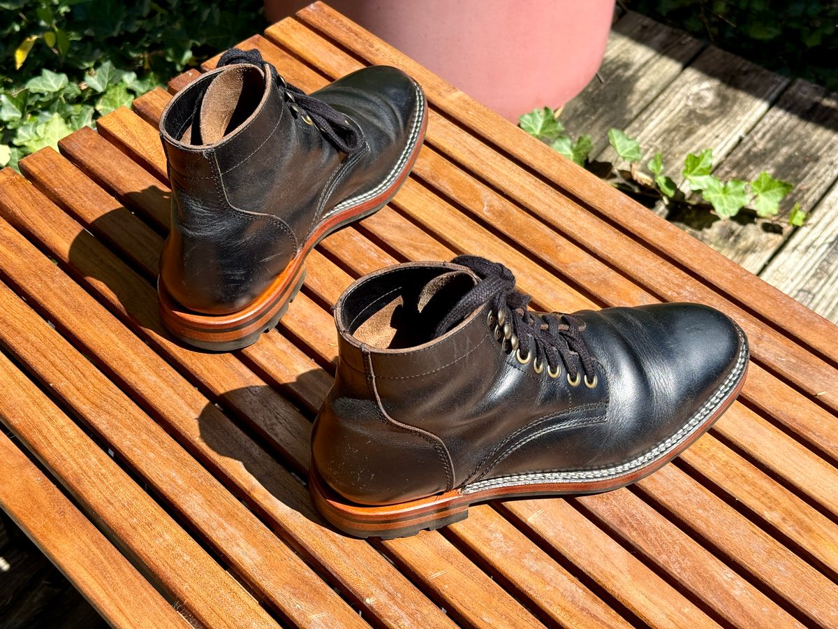 Photo by SYNTHESIZER on September 6, 2025 of the Parkhurst The Allen in Black Veg Tan Teacore.