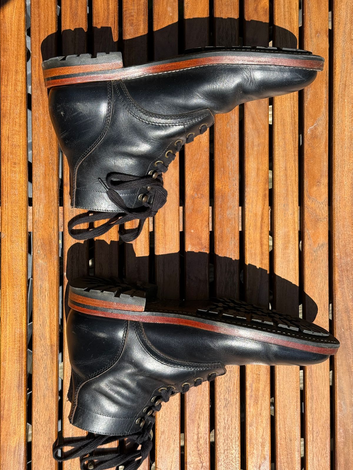 Photo by SYNTHESIZER on September 6, 2025 of the Parkhurst The Allen in Black Veg Tan Teacore.