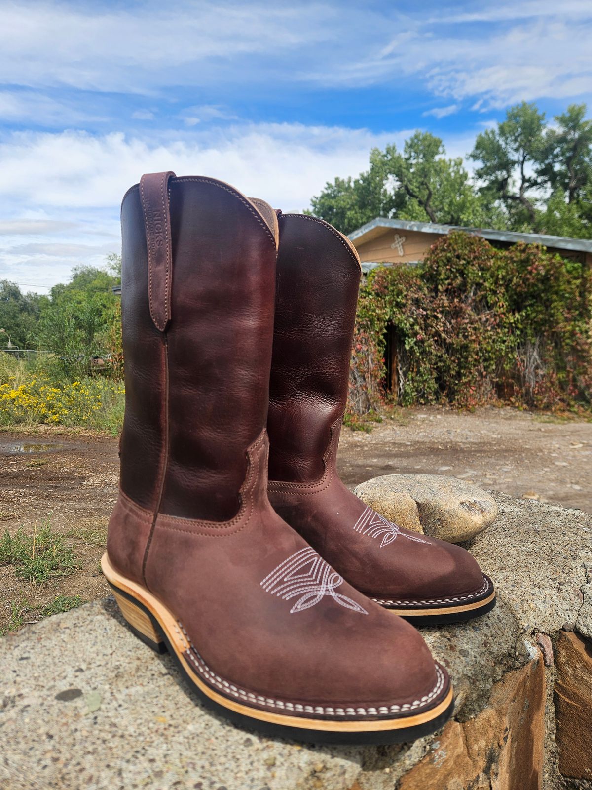 Photo by Sexual_Tyrannosaur on September 28, 2025 of the Nicks Palouse in Seidel 1964 Brown Double Shot & Seidel 1964 Walnut.