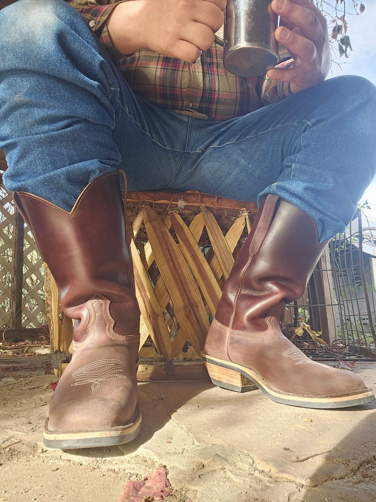 Photo by Sexual_Tyrannosaur on November 1, 2025 of the Nicks Palouse in Seidel 1964 Brown Double Shot & Seidel 1964 Walnut.