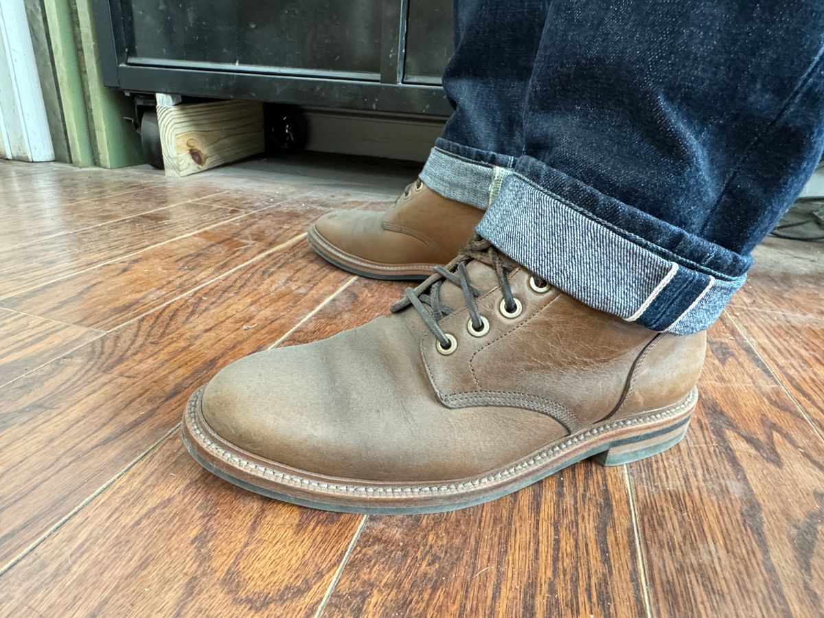 Photo by edwardrknives on December 3, 2024 of the Grant Stone Diesel Boot in Horween Dune Chromexcel.