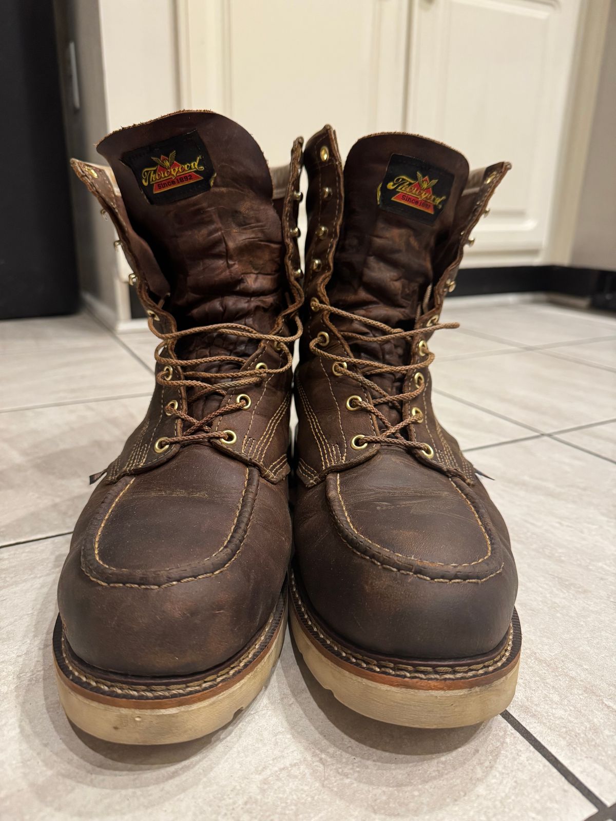 Photo by thwompd on March 2, 2025 of the Thorogood American Heritage 8" Moc Toe in Seidel Trail Crazy Horse.