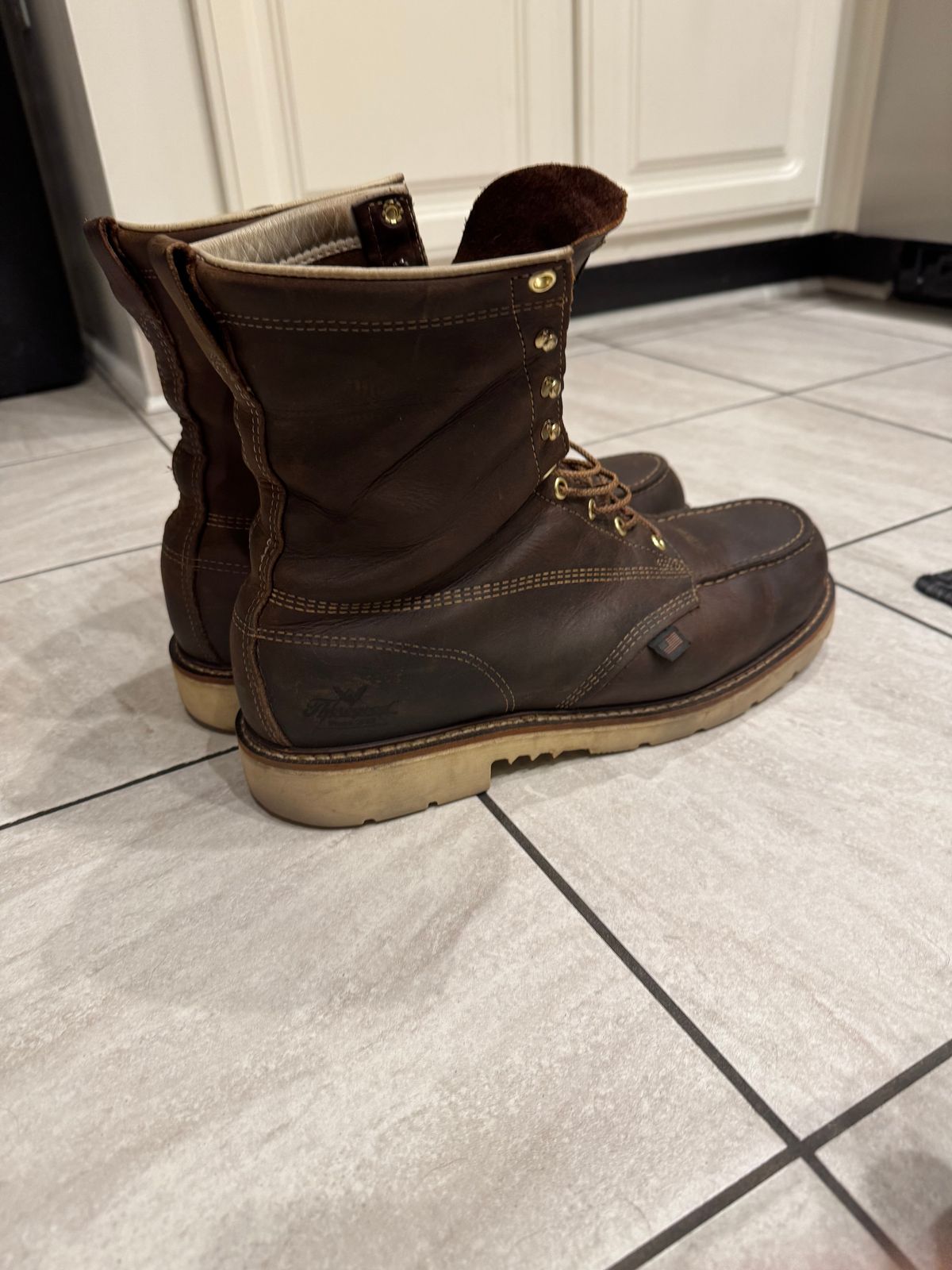 Photo by thwompd on March 2, 2025 of the Thorogood American Heritage 8" Moc Toe in Seidel Trail Crazy Horse.