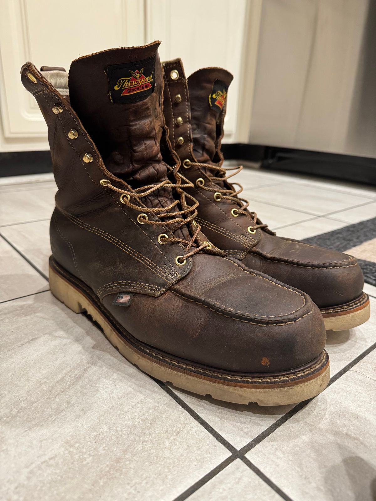 Photo by thwompd on March 2, 2025 of the Thorogood American Heritage 8" Moc Toe in Seidel Trail Crazy Horse.