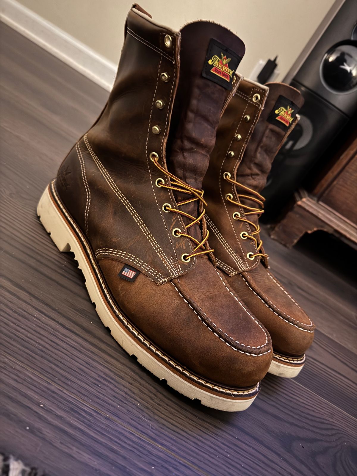 Photo by thwompd on January 24, 2025 of the Thorogood American Heritage 8" Moc Toe in Seidel Trail Crazy Horse.