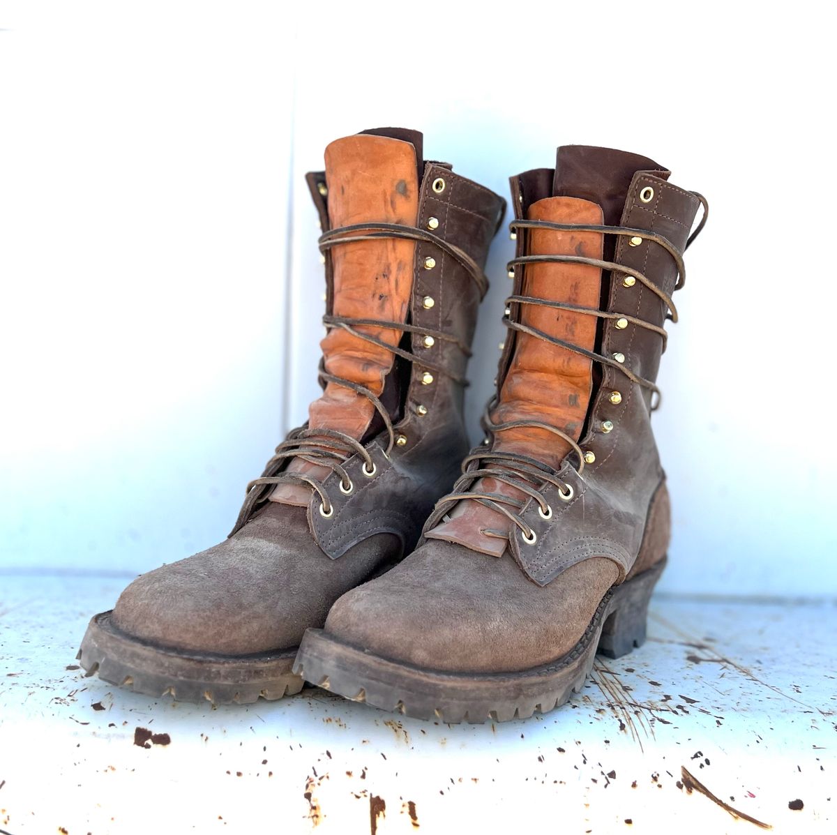 Photo by jfcam on July 29, 2025 of the Frank's Boots The Patriot in Seidel Walnut Oil Tan.