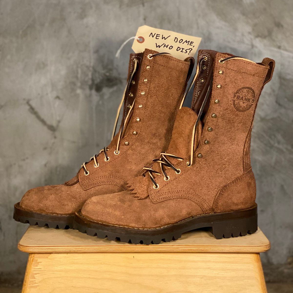 Photo by SerotinousCone on October 2, 2025 of the Frank's Boots Ground Pounder in Seidel Chocolate Oil Tan Roughout.
