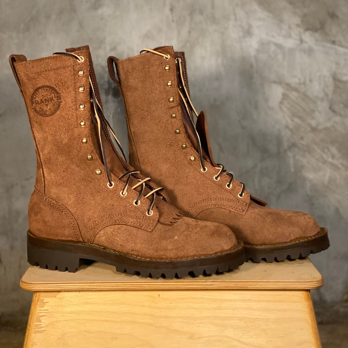 Photo by SerotinousCone on October 2, 2025 of the Frank's Boots Ground Pounder in Seidel Chocolate Oil Tan Roughout.