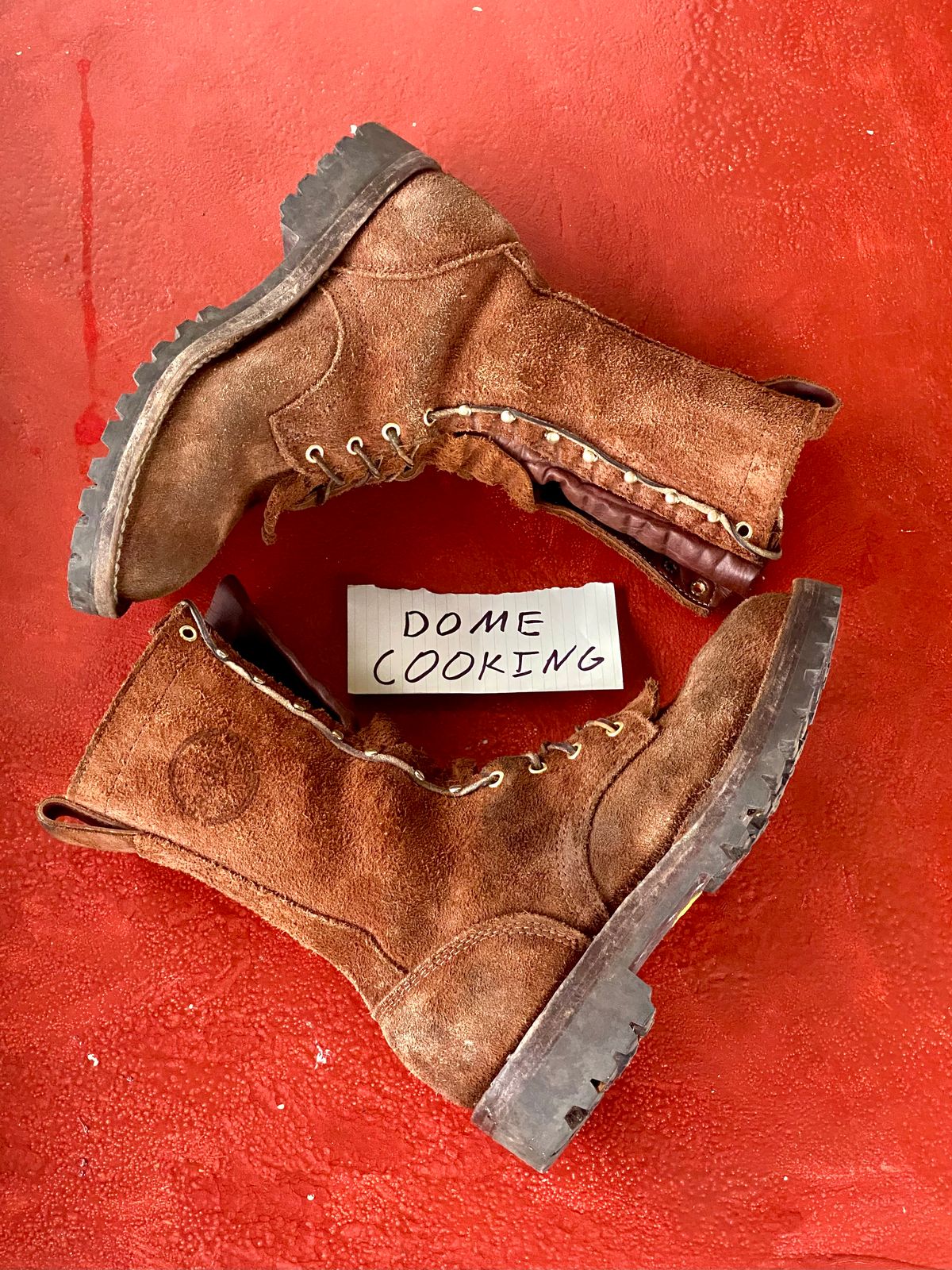 Photo by SerotinousCone on November 4, 2025 of the Frank's Boots Ground Pounder in Seidel Chocolate Oil Tan Roughout.