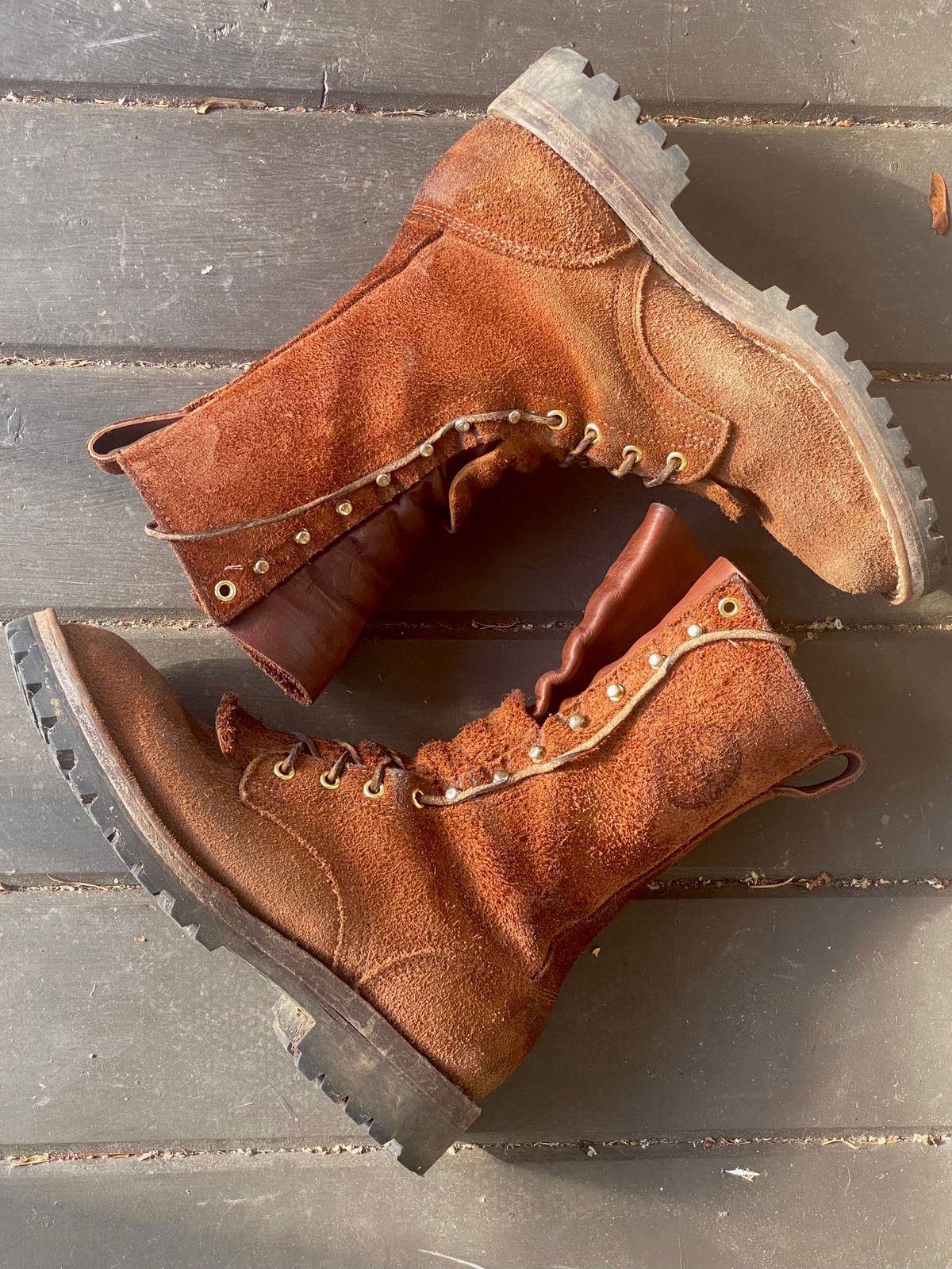 Photo by SerotinousCone on January 5, 2026 of the Frank's Boots Ground Pounder in Seidel Chocolate Oil Tan Roughout.