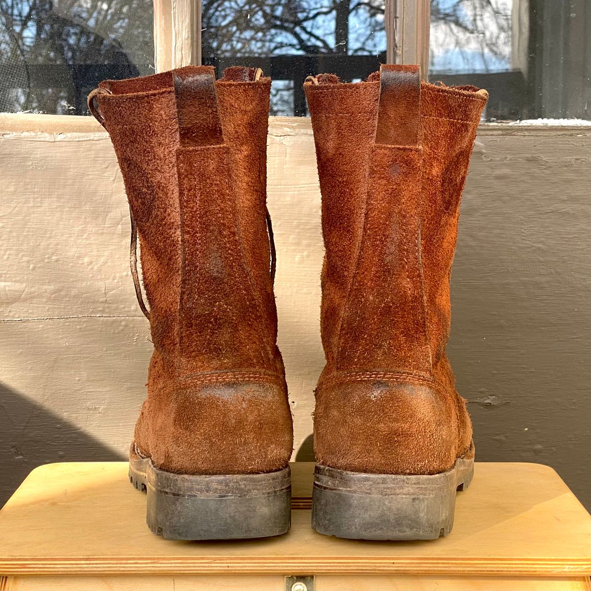 Photo by SerotinousCone on February 5, 2026 of the Frank's Boots Ground Pounder in Seidel Chocolate Oil Tan Roughout.