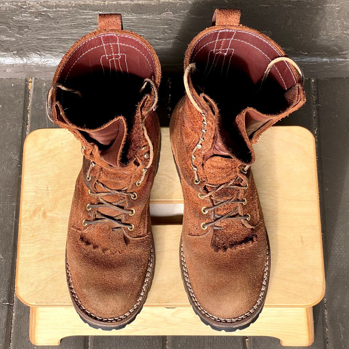 Photo by SerotinousCone on March 1, 2026 of the Frank's Boots Ground Pounder in Seidel Chocolate Oil Tan Roughout.