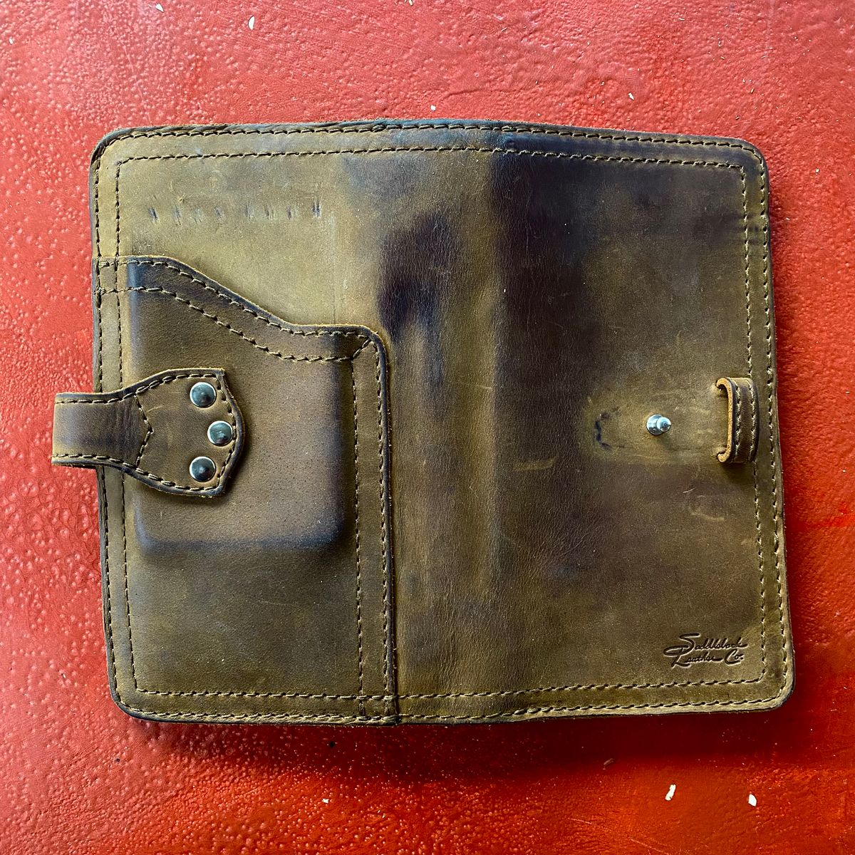 Photo by SerotinousCone on November 6, 2025 of the Saddleback Leather Co. Big Wallet in Tobacco.