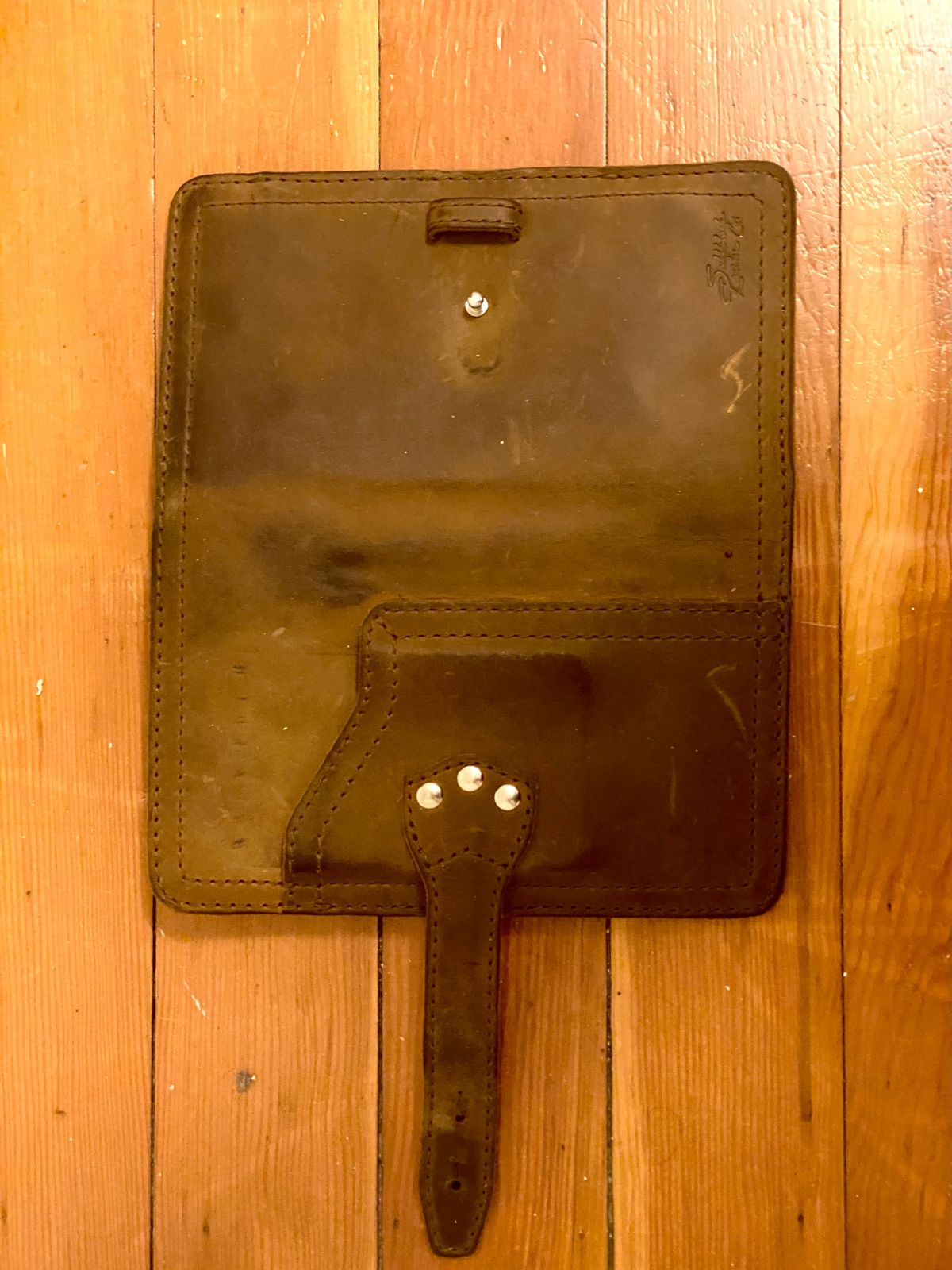 Photo by SerotinousCone on December 6, 2025 of the Saddleback Leather Co. Big Wallet in Tobacco.