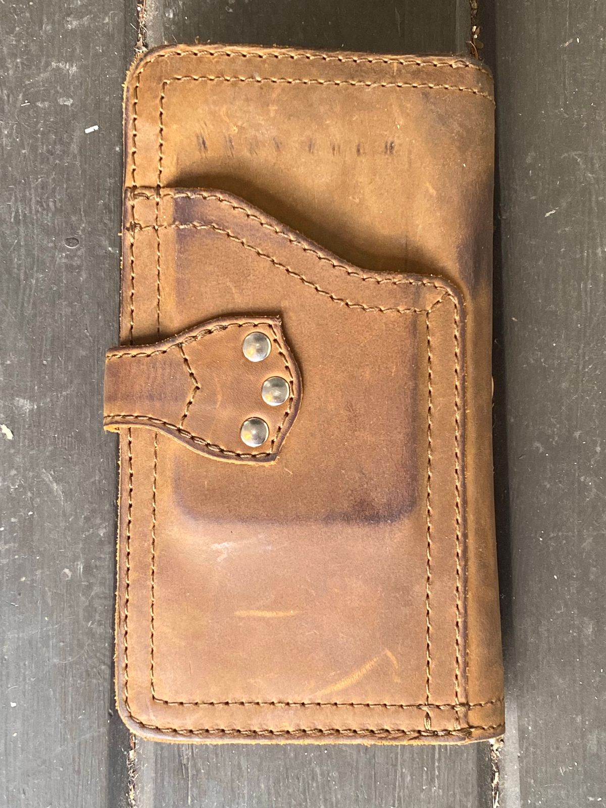 Photo by SerotinousCone on January 5, 2026 of the Saddleback Leather Co. Big Wallet in Tobacco.