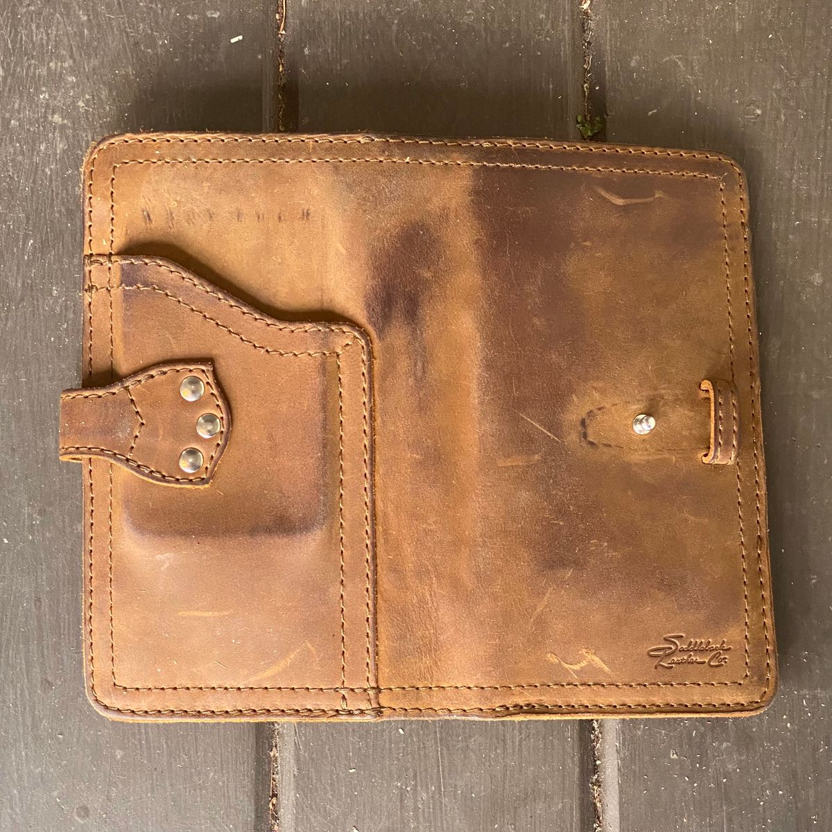 Photo by SerotinousCone on January 5, 2026 of the Saddleback Leather Co. Big Wallet in Tobacco.