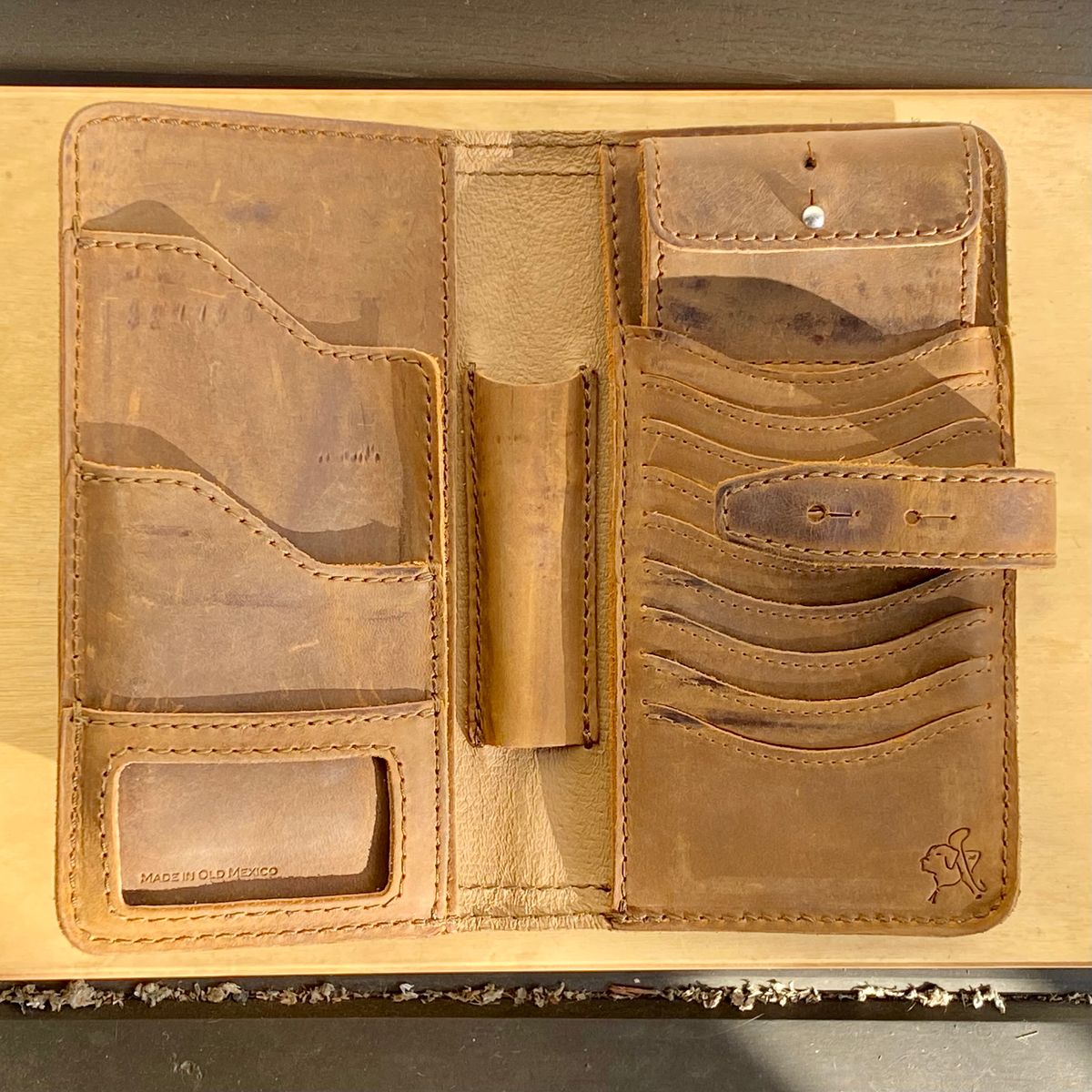 Photo by SerotinousCone on February 5, 2026 of the Saddleback Leather Co. Big Wallet in Tobacco.