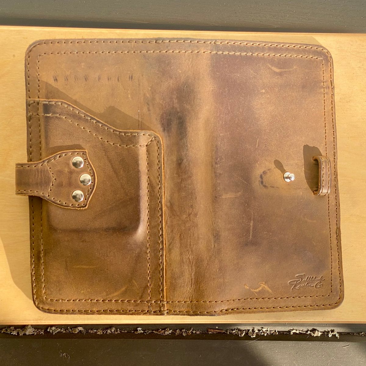 Photo by SerotinousCone on February 5, 2026 of the Saddleback Leather Co. Big Wallet in Tobacco.