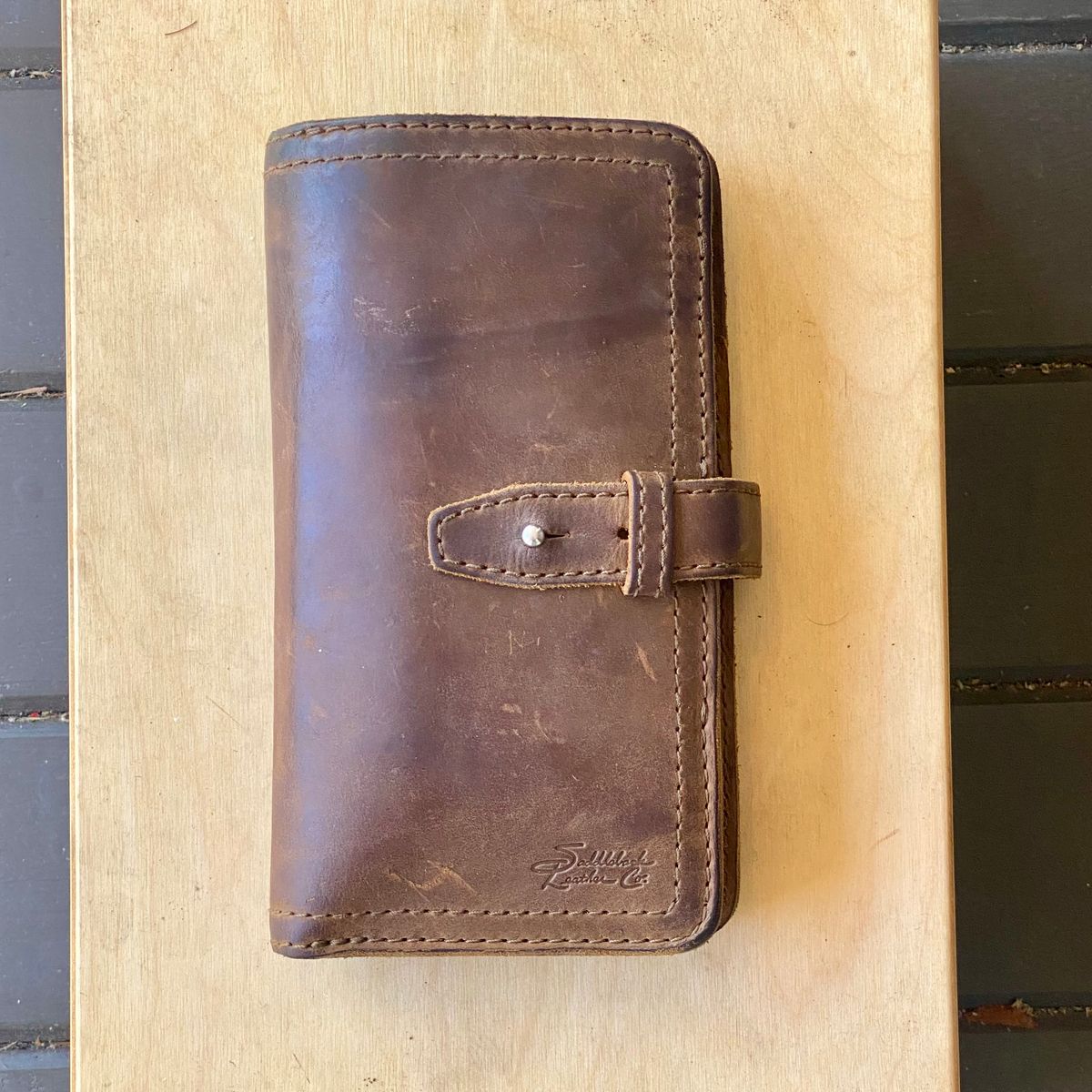 Photo by SerotinousCone on April 3, 2026 of the Saddleback Leather Co. Big Wallet in Tobacco.