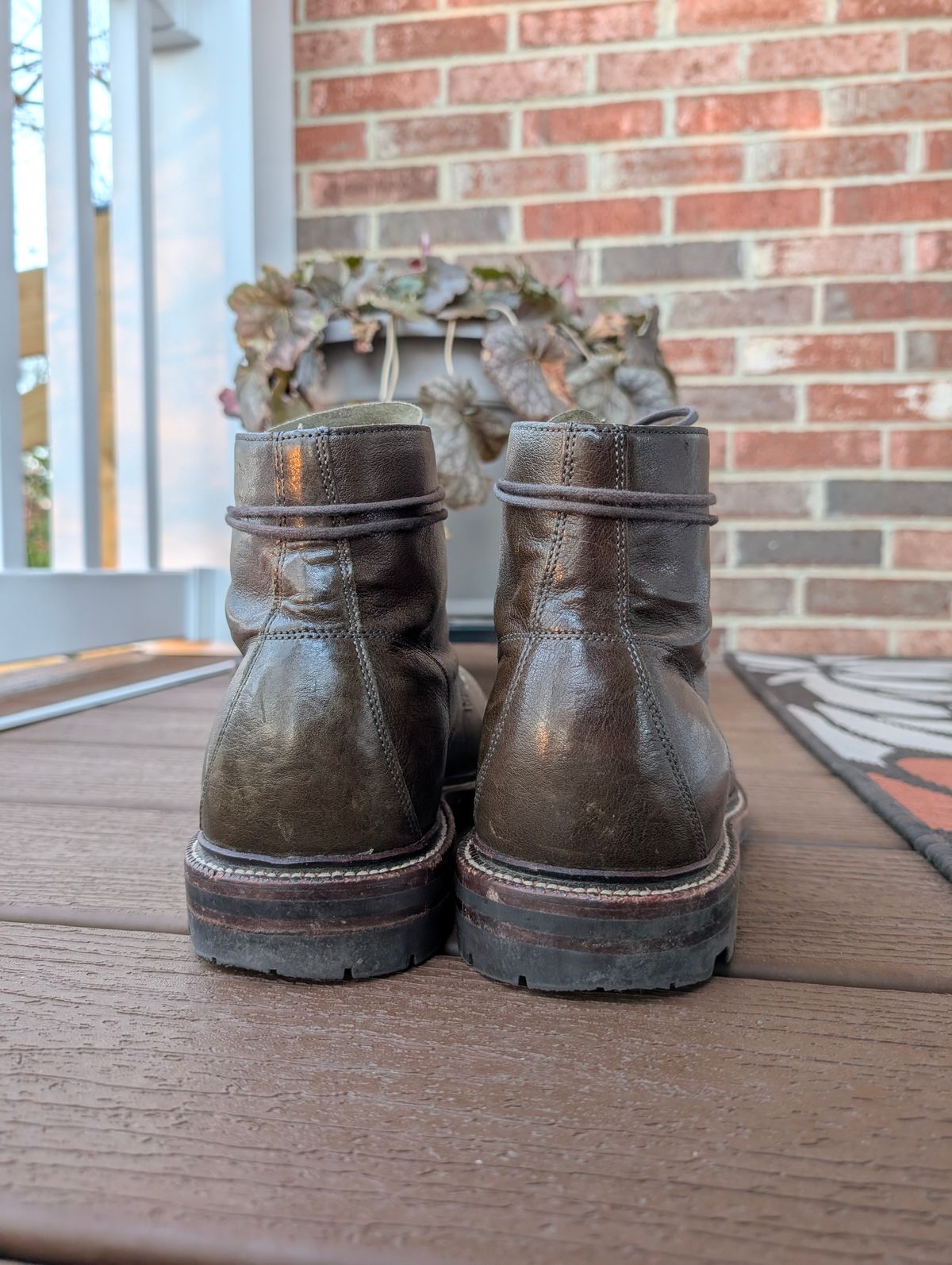 Photo by donkey008 on January 2, 2026 of the Grant Stone Brass Boot in Jungle Kangaroo Maryam Tannery.