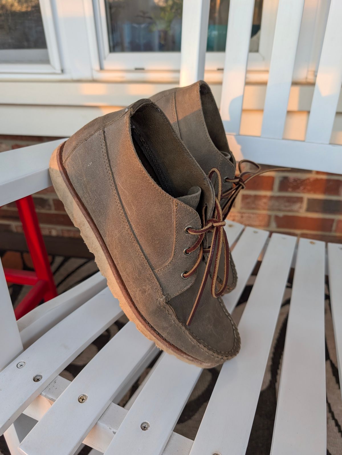 Photo by donkey008 on January 2, 2026 of the Rancourt & Co. Acadia Chukka Redux in C.F. Stead Driftwood Waxy Commander.