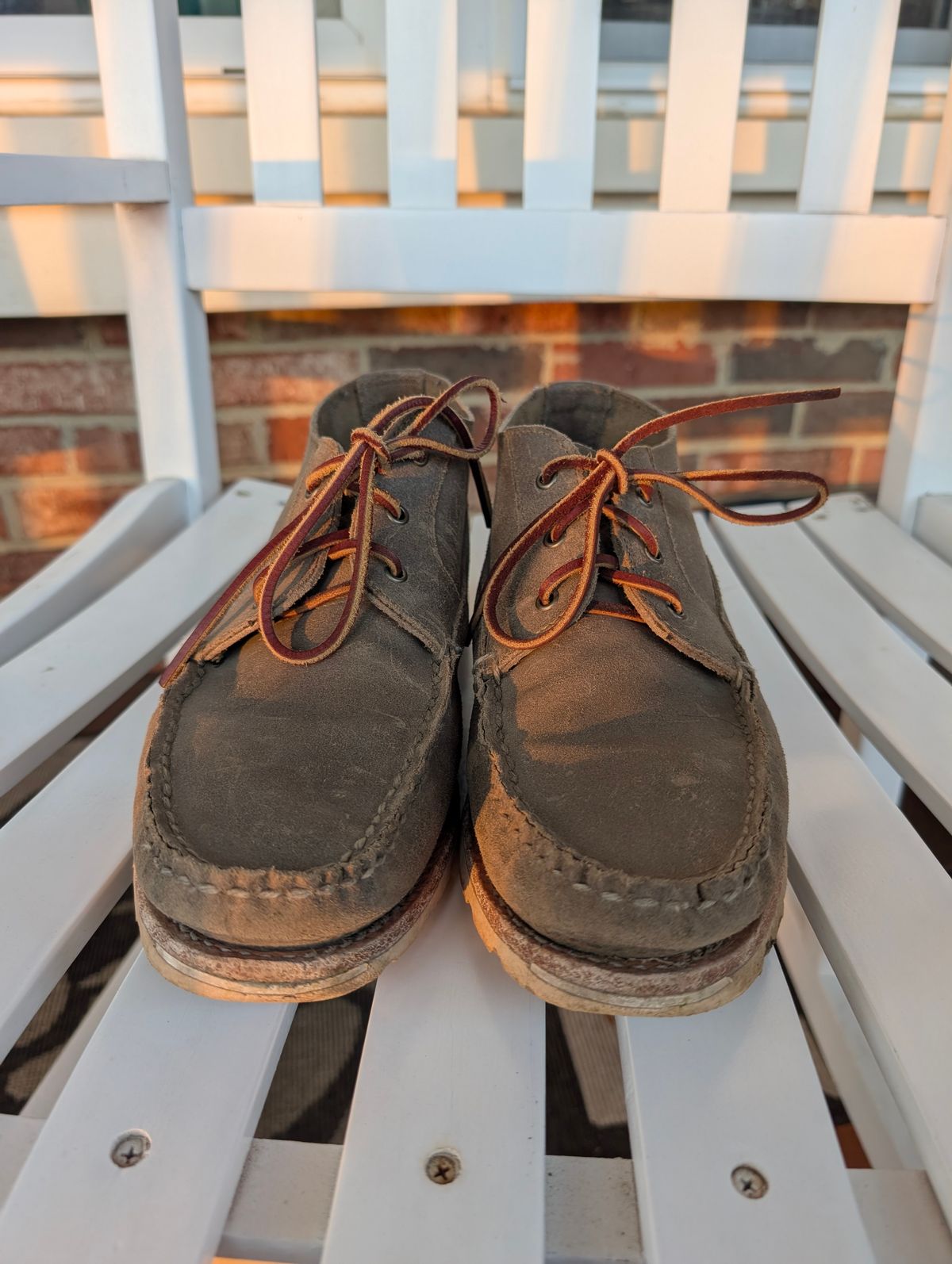 Photo by donkey008 on January 2, 2026 of the Rancourt & Co. Acadia Chukka Redux in C.F. Stead Driftwood Waxy Commander.