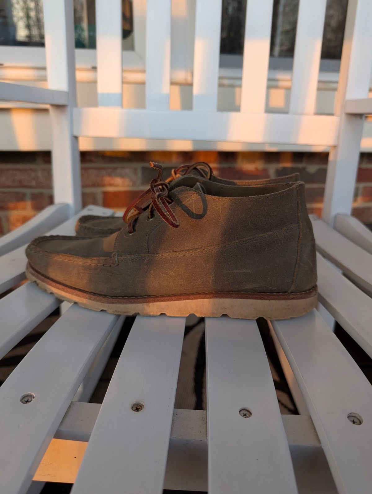 Photo by donkey008 on January 2, 2026 of the Rancourt & Co. Acadia Chukka Redux in C.F. Stead Driftwood Waxy Commander.