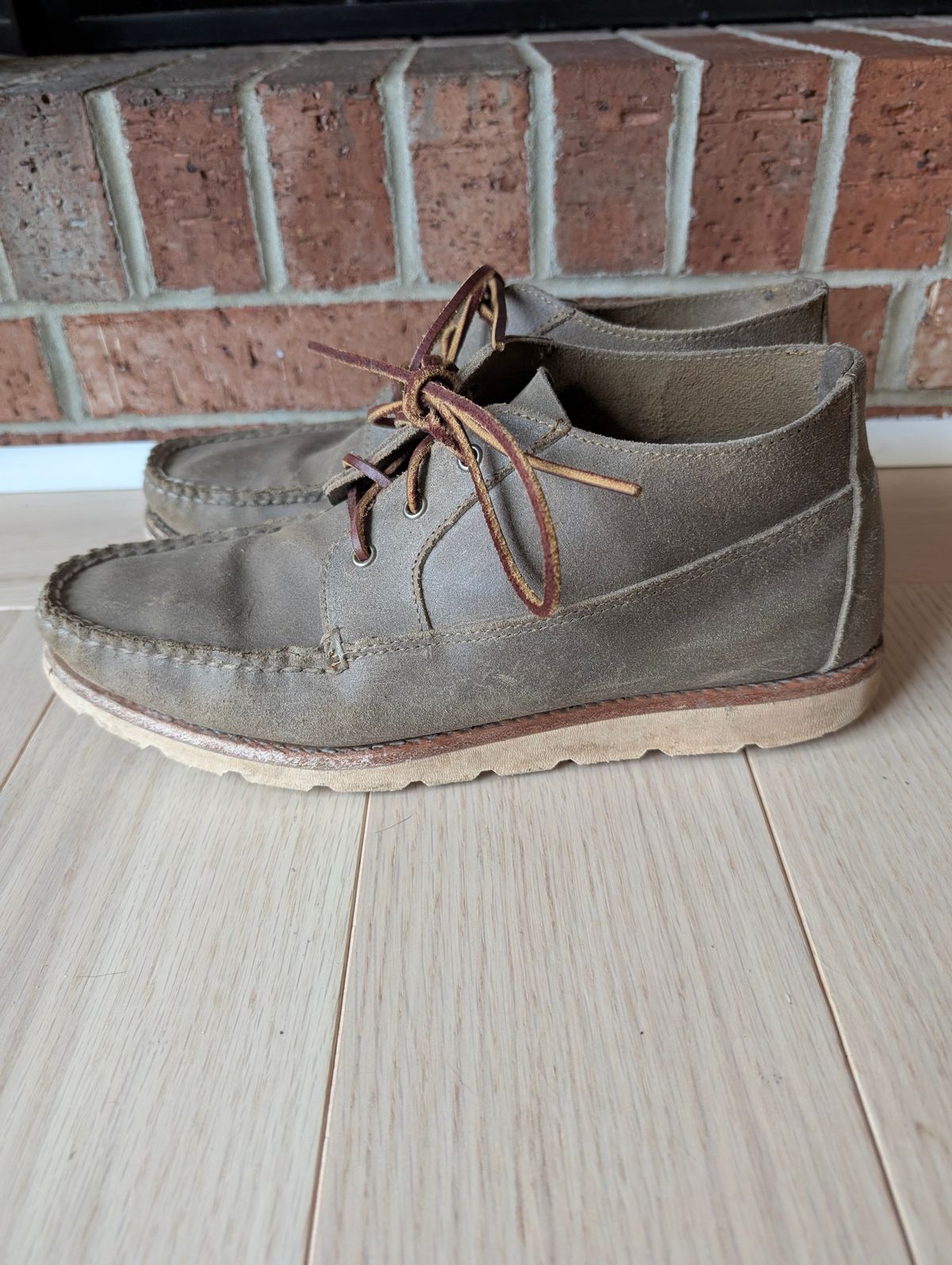 Photo by donkey008 on March 3, 2026 of the Rancourt & Co. Acadia Chukka Redux in C.F. Stead Driftwood Waxy Commander.