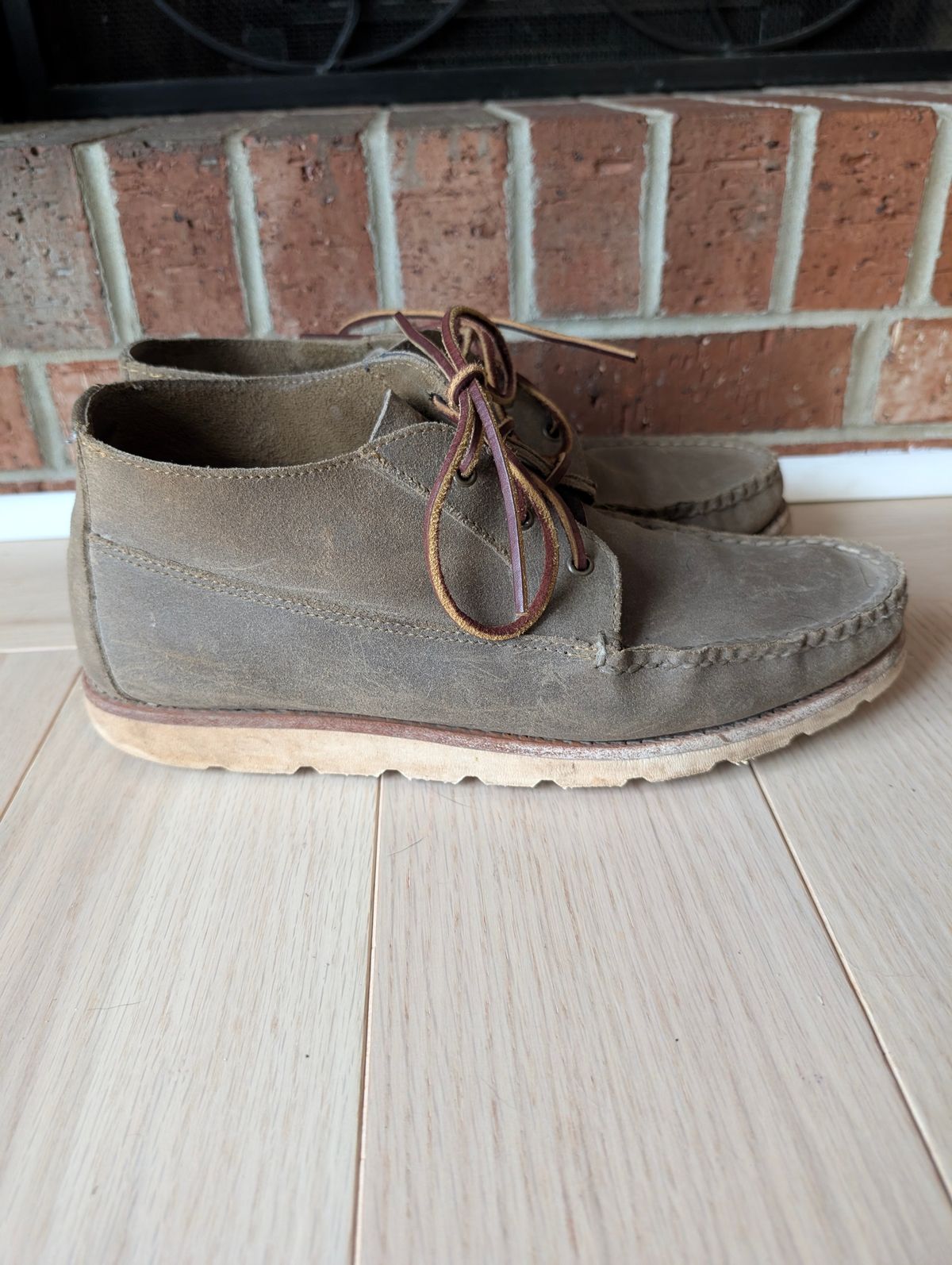 Photo by donkey008 on March 3, 2026 of the Rancourt & Co. Acadia Chukka Redux in C.F. Stead Driftwood Waxy Commander.