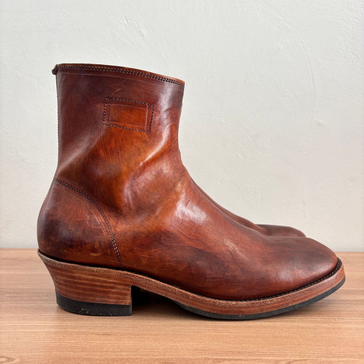 Photo by aradea on December 6, 2025 of the Briselblack The Stride 'Type 2' - Unlined Zip Boots in Natural horsebutt streakdyed brown maryam tannery.