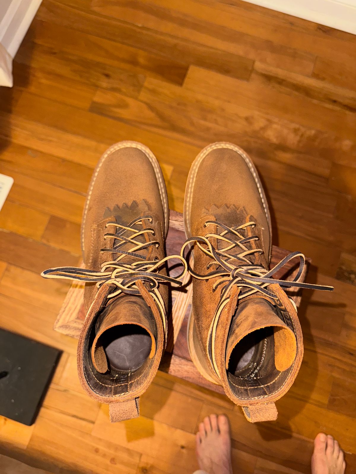 Photo by AFrat on February 21, 2025 of the White's C350-CS in Seidel Distressed Roughout.