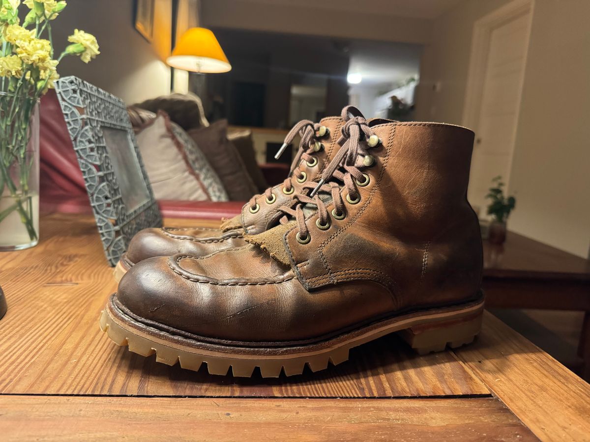 Photo by AFrat on November 3, 2025 of the Grant Stone Brass Boot in Horween Dune Chromexcel.