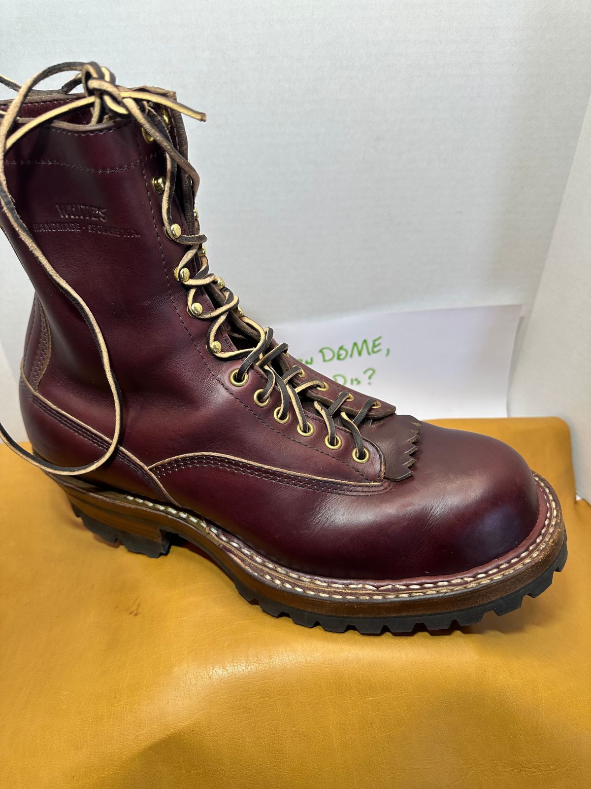 Photo by rhinoaz on October 1, 2025 of the White's Smokejumper in Cxl Burgandy.